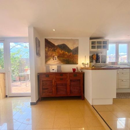 Casaviva - Apt With Terrace And Parking In Rapallo Dış mekan fotoğraf