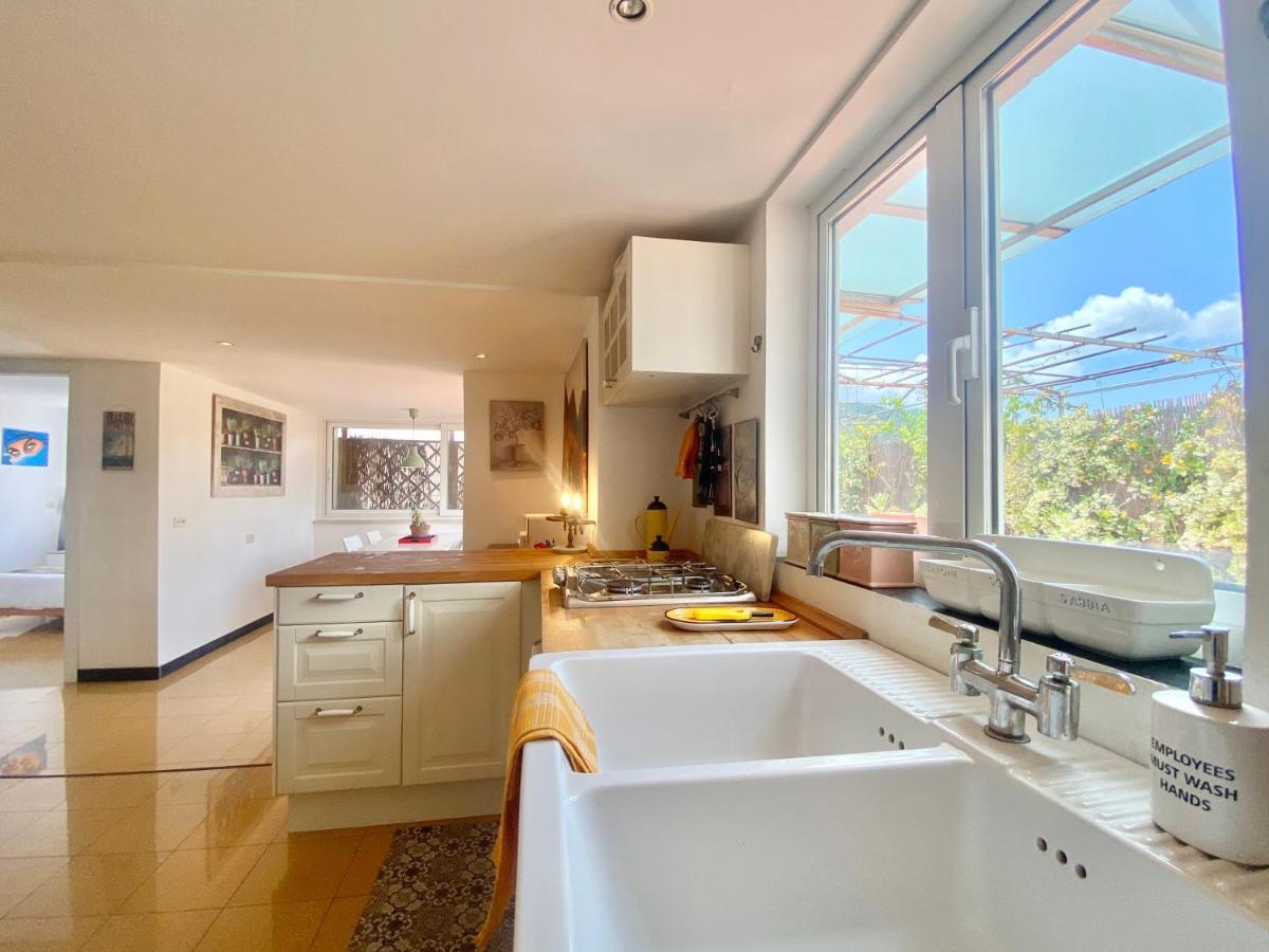 Casaviva - Apt With Terrace And Parking In Rapallo Dış mekan fotoğraf